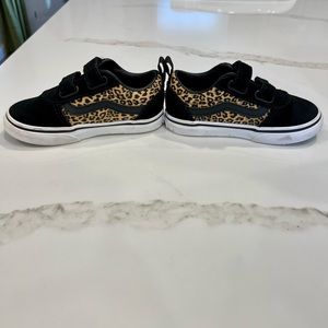 Vans Toddler size 8 Velcro leopard print sneakers